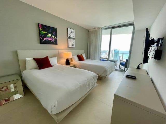 Stay At The Top With Amazing Views By Rent4Us Hollywood Exteriér fotografie